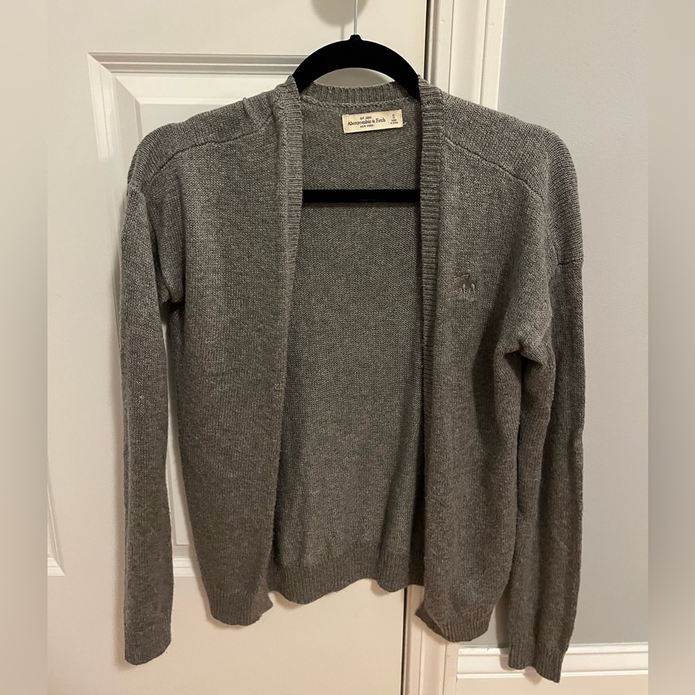 Abercrombie Grey Cardigan (S)
